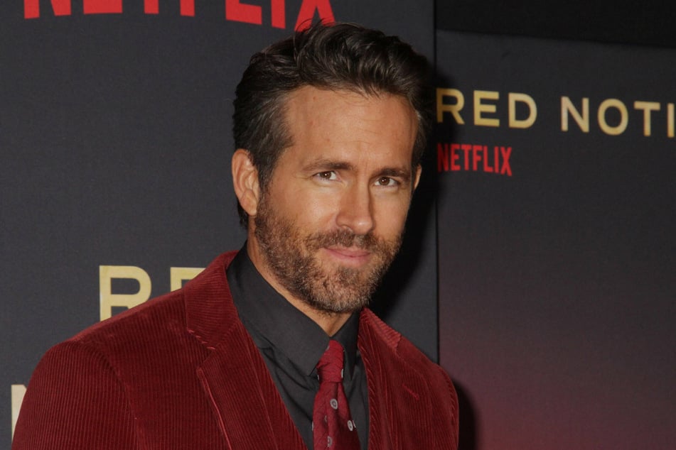 I Just Want To Live Like A Normal Human Ryan Reynolds Discusses His Big Decision 