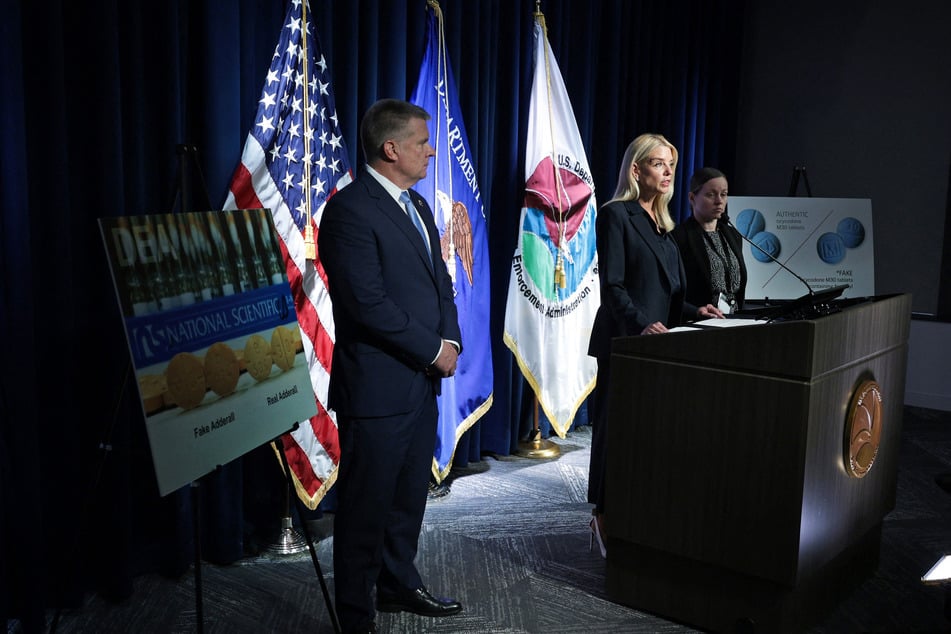 DEA Acting Administrator Robert Murphy and US Attorney General Pam Bondi announced the seizure of cryptocurrency and drugs linked to the Sinaloa cartel.