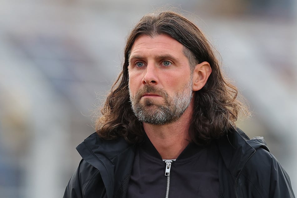 FSV-Sportdirektor Robin Lenk (41) will alles dafür tun, dass das Spiel gegen den CFC stattfinden kann.