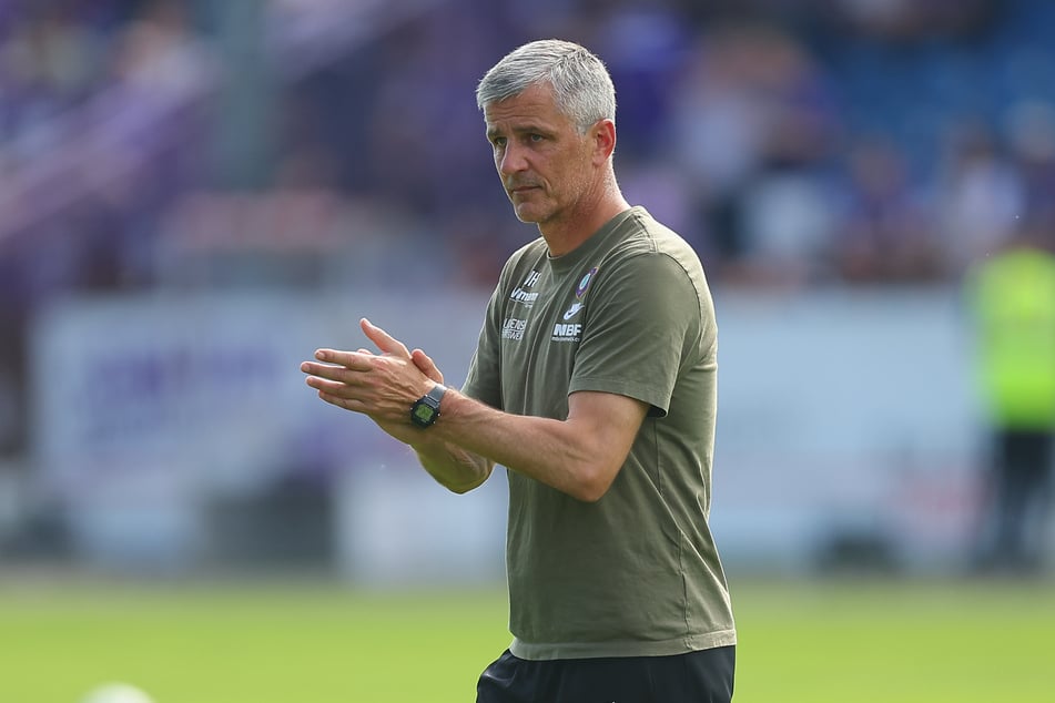 Aue-Trainer Jens Härtel konnte sich über sieben Punkte in der englischen Woche freuen.