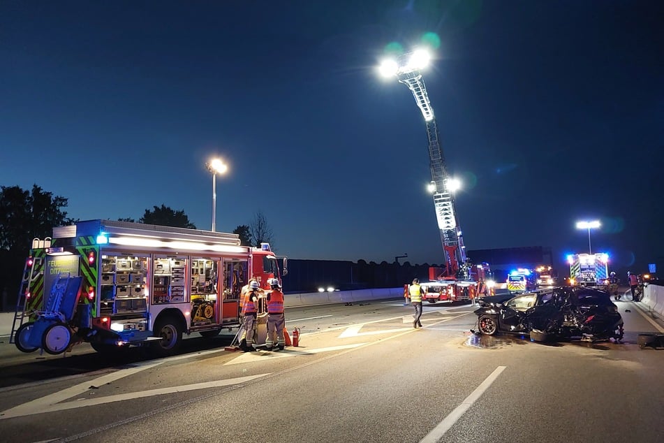 Die A81 war nach dem schweren Unfall stundenlang gesperrt.