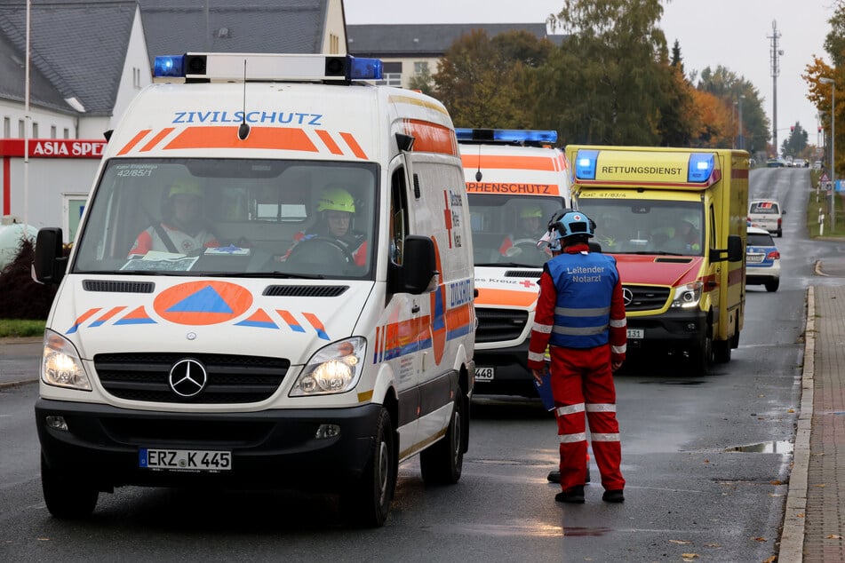 Zahlreiche Rettungskräfte waren an der Übung beteiligt.