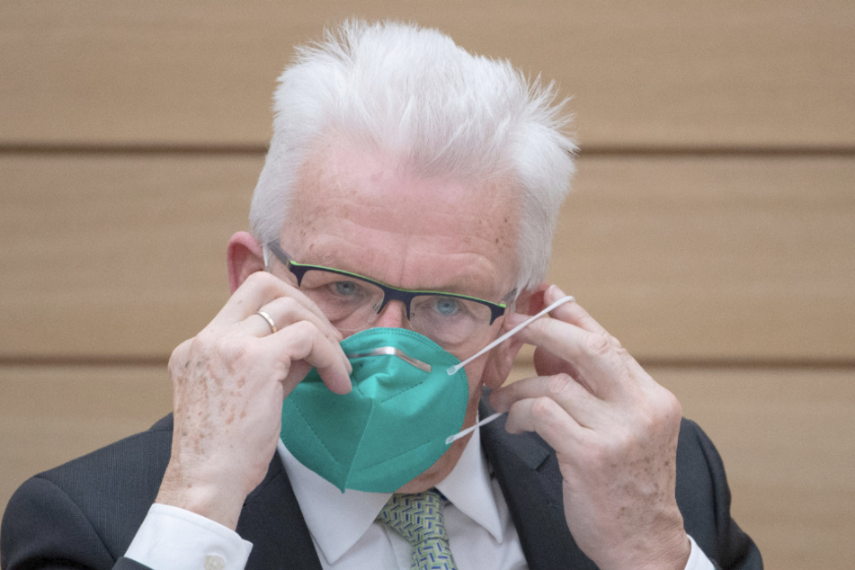 Ministerpräsident Winfried Kretschmann (72, Grüne) will bei den Regelungen für Hochschulen nachbessern.