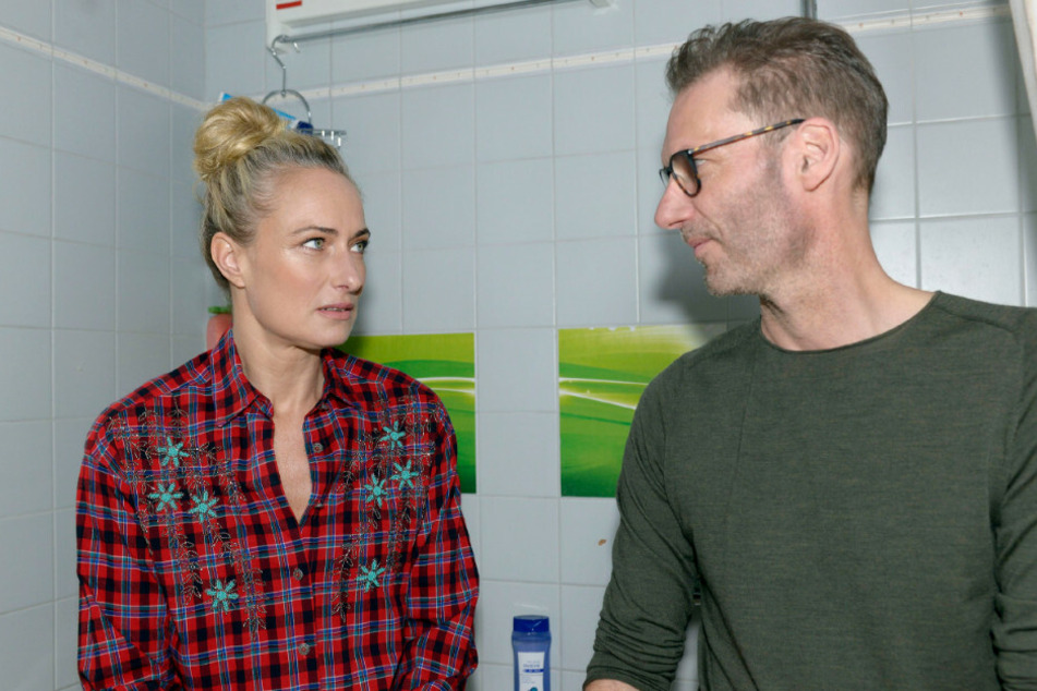 Maren (l) und Alex (r) wollen sich nicht vertreiben lassen.
