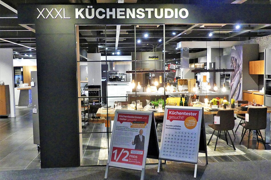Für diese Aktionen stehen die Kunden bei XXXLutz am Sonntag (5.7.) Schlange
