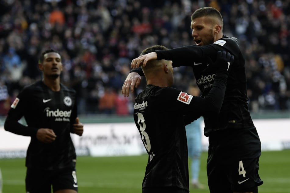 Sébastien Haller (30, v.l.n.r.), Luka Jovic (26) und Ante Rebic (30) versetzten in der Saison 2018/19 die Bundesliga in Angst und Schrecken.