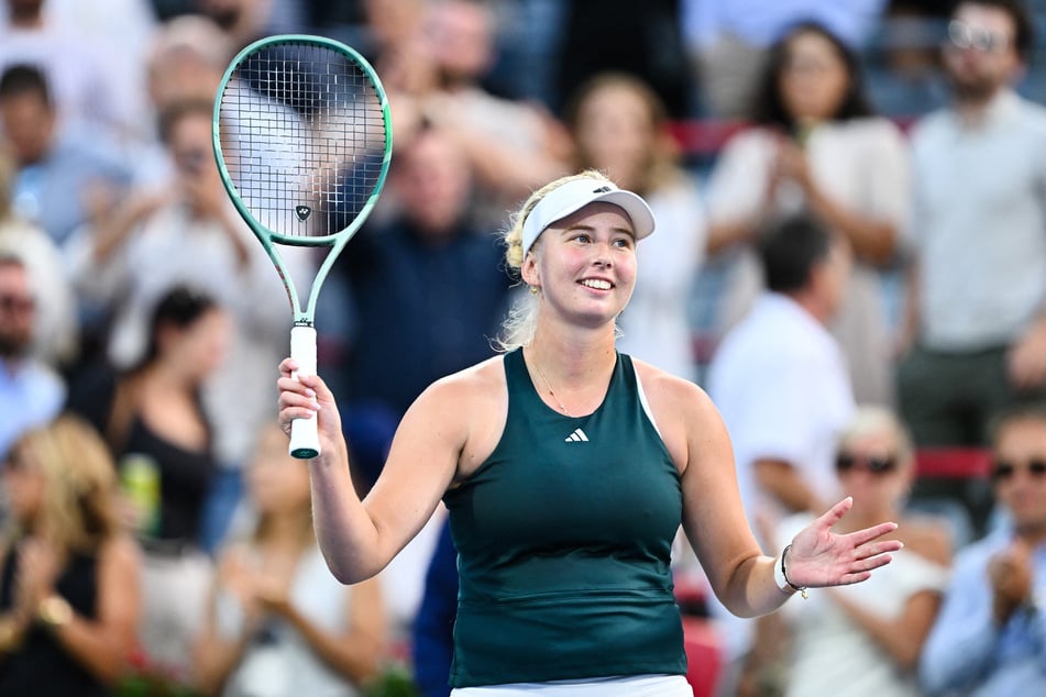 Clara Tauson (22) freute sich nach ihrem Triumph gegen Madison Keys, doch ganz schnell waren ihre Gedanken bei ihrem Großvater.