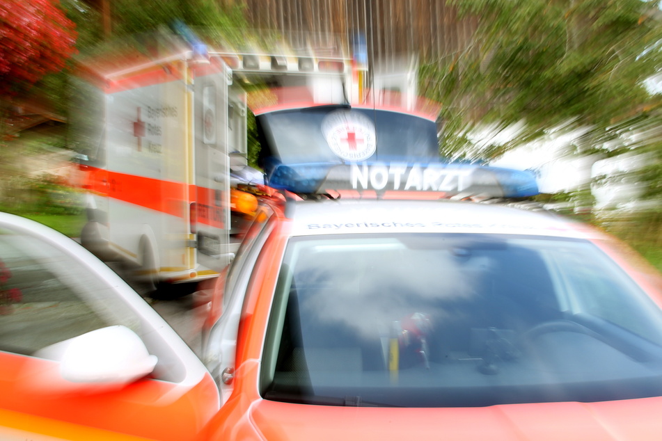 Die Rettungskräfte konnten nichts mehr für den jungen Mann tun. (Symbolbild)