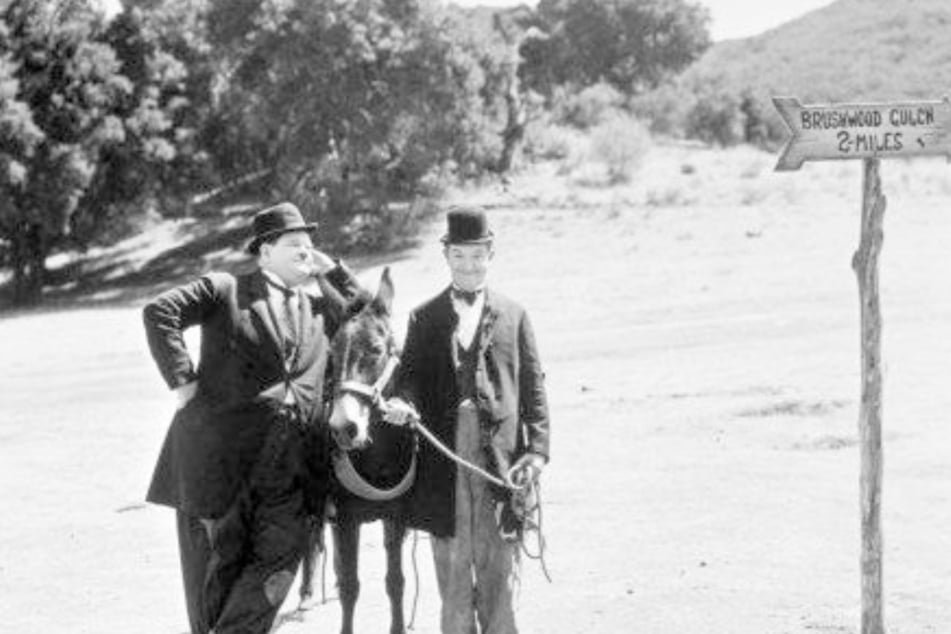 Stan Laurel und Oliver Hardy machten sich hierzulande als "Dick und Doof" einen Namen.