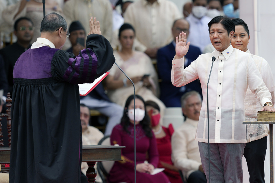 Diktatorensohn Marcos Jr. tritt Präsidentenamt auf den Philippinen an