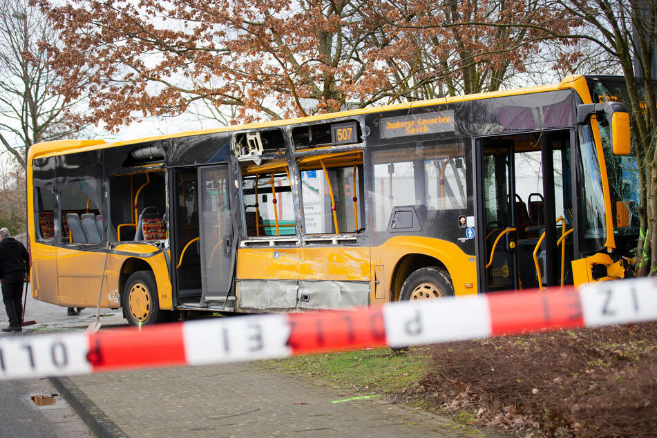 Vor allem Schüler saßen in dem Bus.