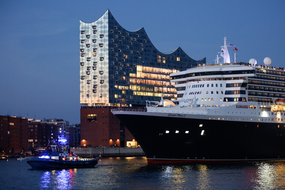 Auf der Plaza der Elbphilharmonie können noch Spots gebucht werden. Der Ausblick ist magisch. (Archivbild)