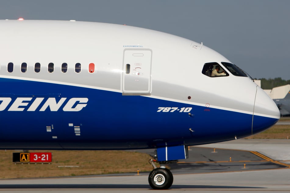 Das moderne Langstreckenflugzeug bietet Platz für 294 Passagiere. (Symbolfoto)