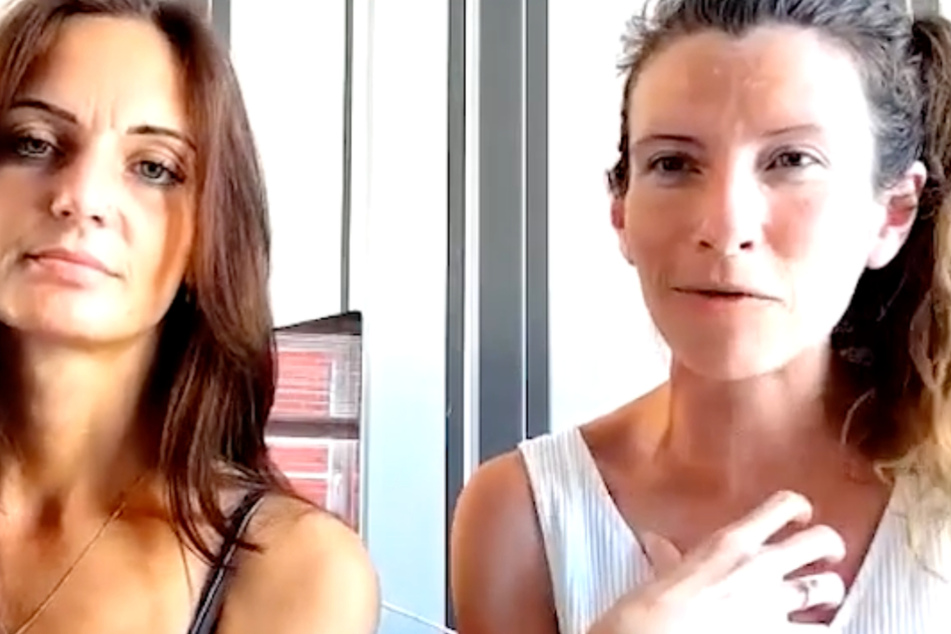 Die Sexpertinnen Rachel Anderson (l.) und Holly Robinson während ihres Podcasts zum Thema Grenzen.