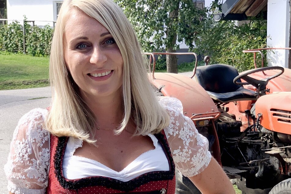 Pferdezüchterin Katrin (34) aus Österreich sucht einen großen Mann, der sie zum Lachen bringt.