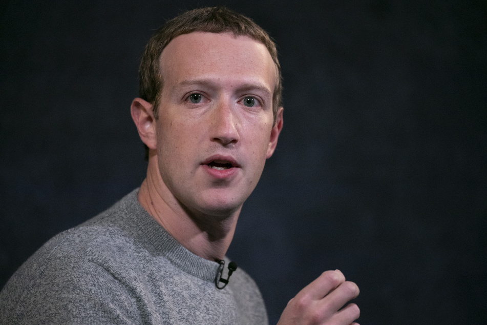 Das Unternehmen von Mark Zuckerberg (36) steht aufgrund seiner mangelnden Sicherheitsvorkehrungen stark in der Kritik.