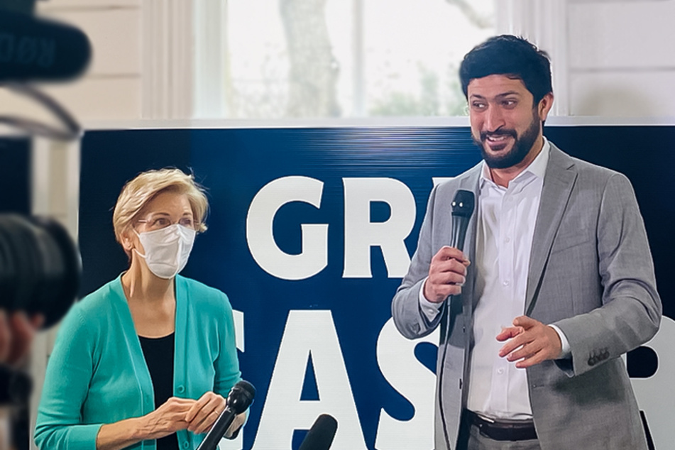 Greg Casar leans on Elizabeth Warren at Austin event as Election Day nears