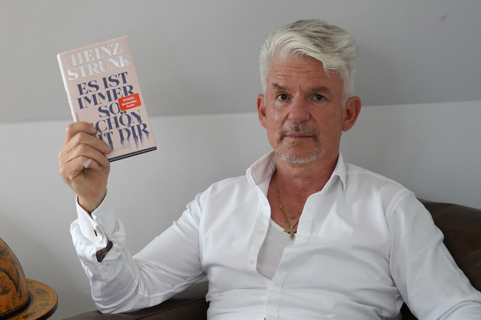 Der neue Roman von Autor Heinz Strunk (59) ist eine düstere Liebesgeschichte.