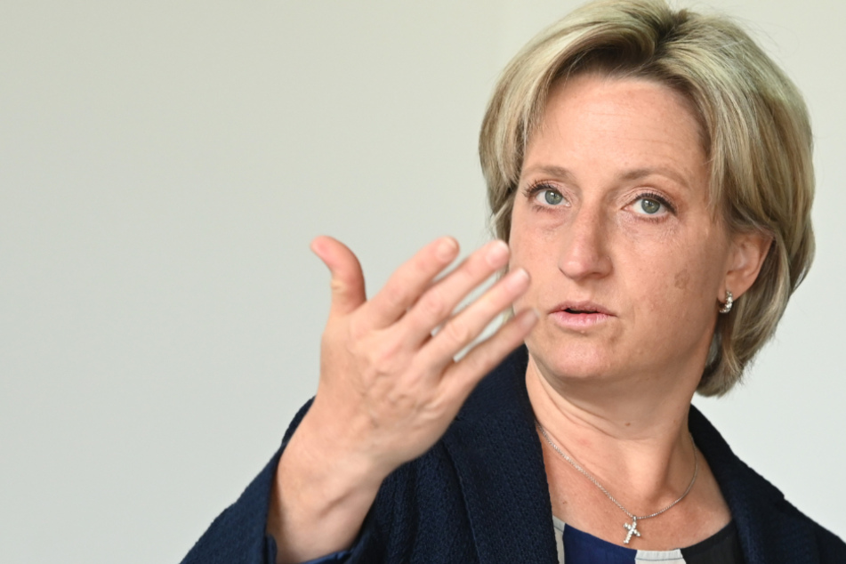 Baden-Württembergs Wirtschaftsministerin Nicole Hoffmeister-Kraut (47, CDU).