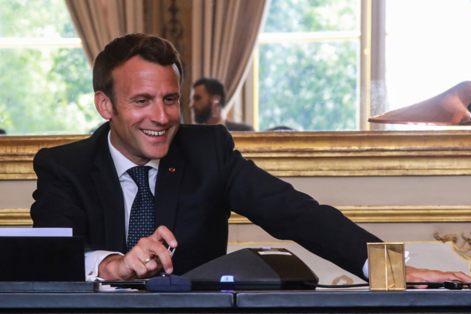 Emmanuel Macron (42), Präsident von Frankreich, hat sein Lächeln wiedergefunden.