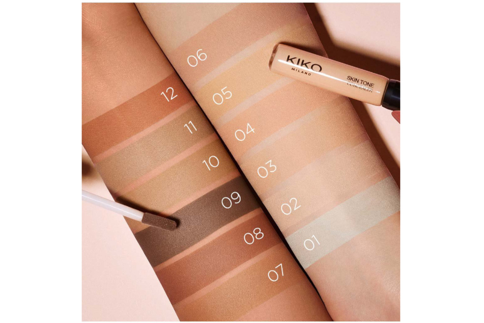 Der Skin Tone Concealer von KIKO Milano kann in 12 verschiedenen Nuancen erworben werden.