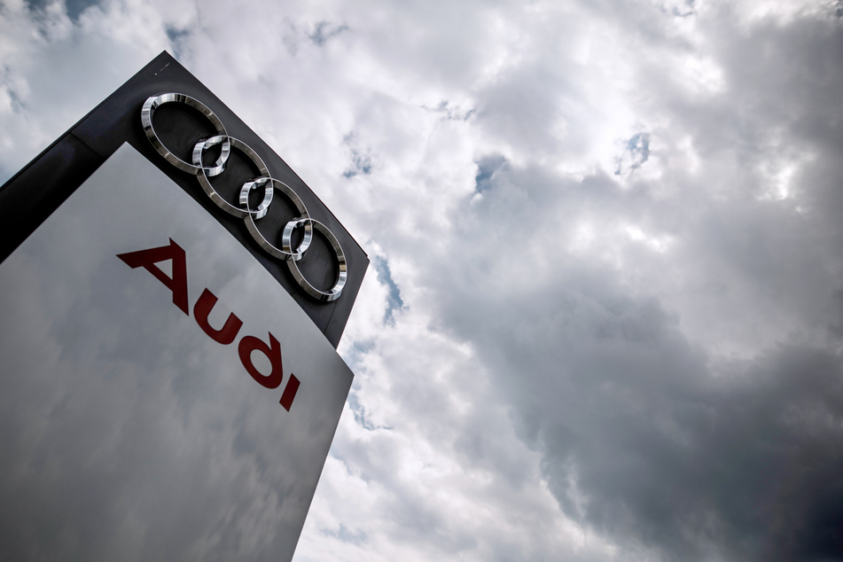 Auswirkungen der Corona-Krise: Audi und Daimler ziehen weitere Konsequenzen aus dem Mangel an elektronischen Bauteilen.