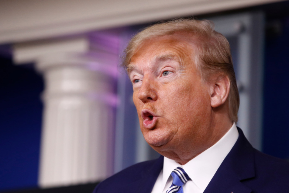 Donald Trump, Präsident der USA, spricht im Weißen Haus über das Coronavirus.