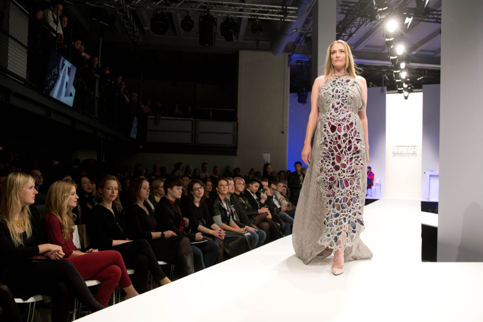 Im Jahr 2015 lief Tatjana Patitz in Berlin bei der Mercedes-Benz Fashion Week. (Archivbild)