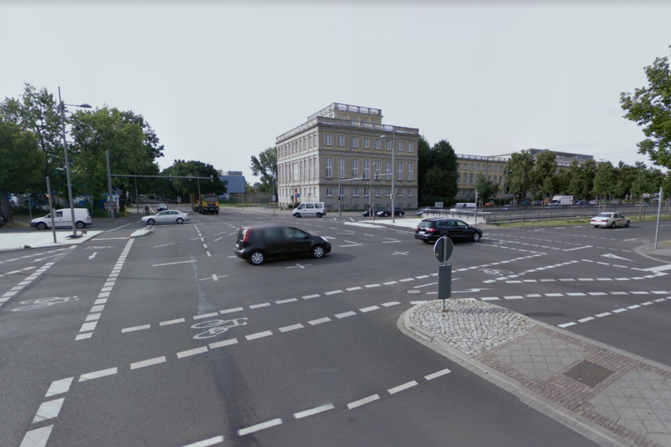 Der Vorfall ereignete sich laut Polizei im Bereich der Jahnallee und Marschnerstraße.