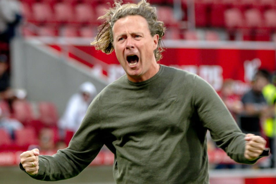 Der dänische Coach ist für seine emotionale Art bekannt. Trainerkollege Polzin nennt es "Power".