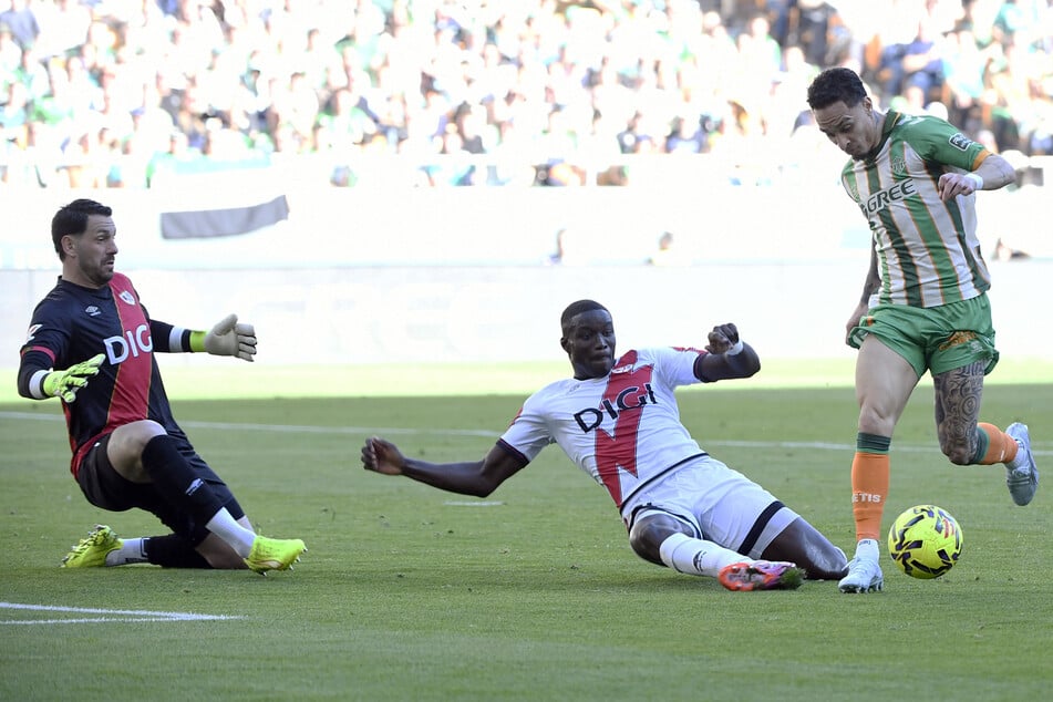Nobel Mendy (21, M.) von La-Liga-Klub Rayo Vallecano könnte für RB Leipzig noch sehr interessant werden.