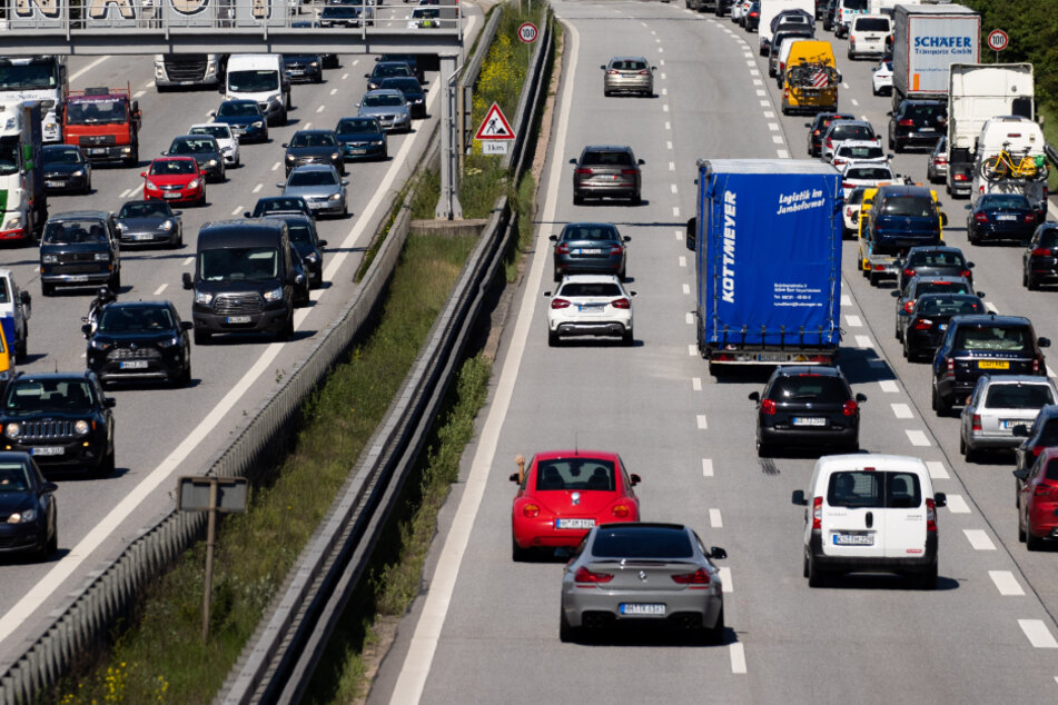 Die A1 wird von Samstag bis Montag zwischen Moorfleet und Billdstedt gesperrt. (Symbolbild)