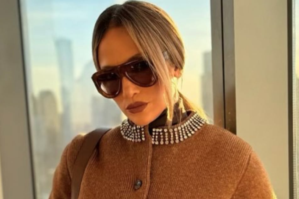 Jennifer Lopez has spilled what her holiday plans are this year amid her divorce from Ben Affleck.