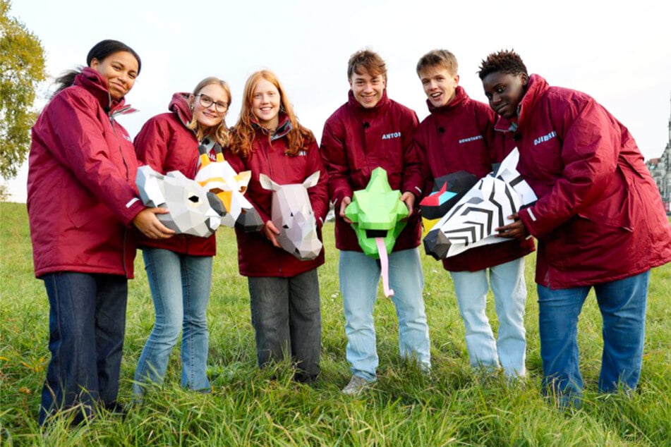 Besonderes Praktikum: Teenies arbeiten im Zoo und werden dabei gefilmt