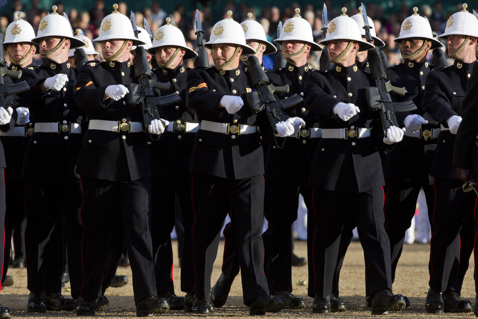 Das britische Militär ist während des Staatsbegräbnisses der Queen mit mehr als 10.000 Mann vor Ort.