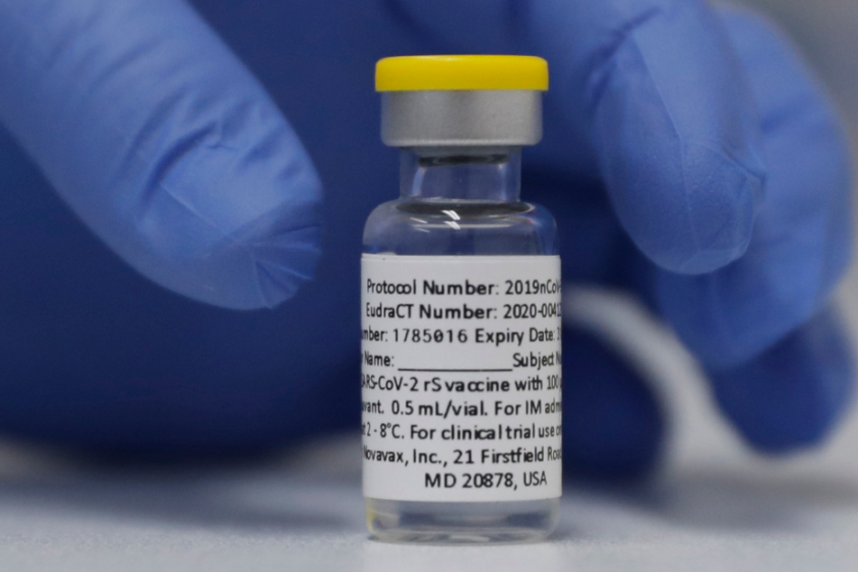 Weiterer Hoffnungsschimmer: Der Impfstoff von Novavax.