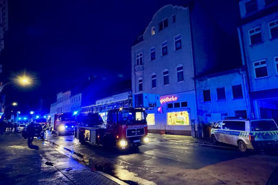 Drei Feuerwehrtrupps waren im Einsatz.