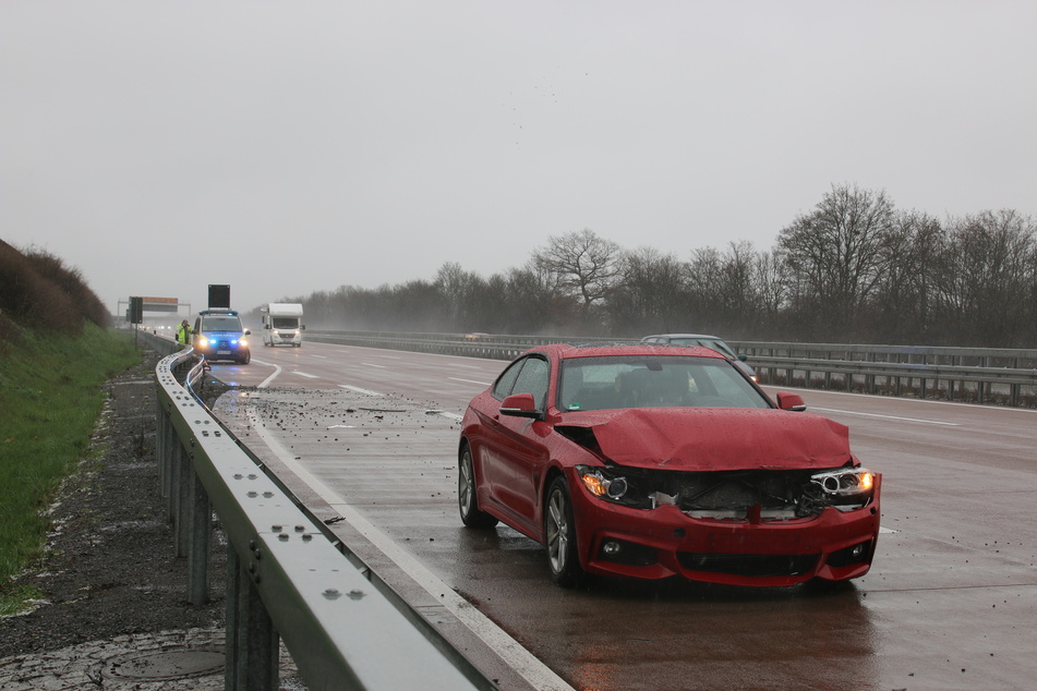 Regen, Eis und Windböen: Das Wetter machte es den Autofahrern rund um Leipzig am Montag schwer.