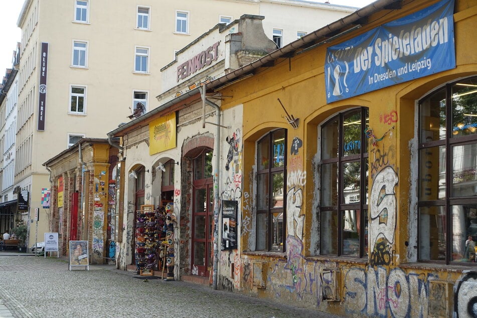 Der Flohmarkt an der Feinkost bietet vor allem Vintage-Kleidung und Antiquitäten. (Archivfoto)