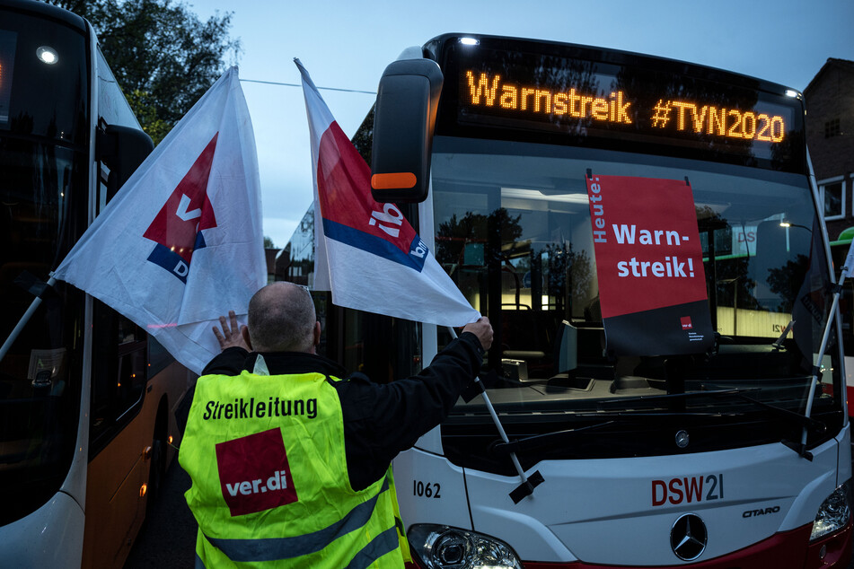 Zum Treffen der Verkehrsminister: Nahverkehr in Aachen von Streiks lahmgelegt