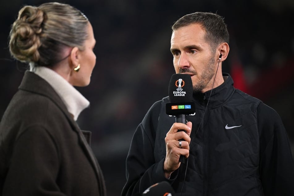 Trainer Julian Schuster (41) und sein SC Freiburg starten erst im Oktober in die UEFA Conference League.