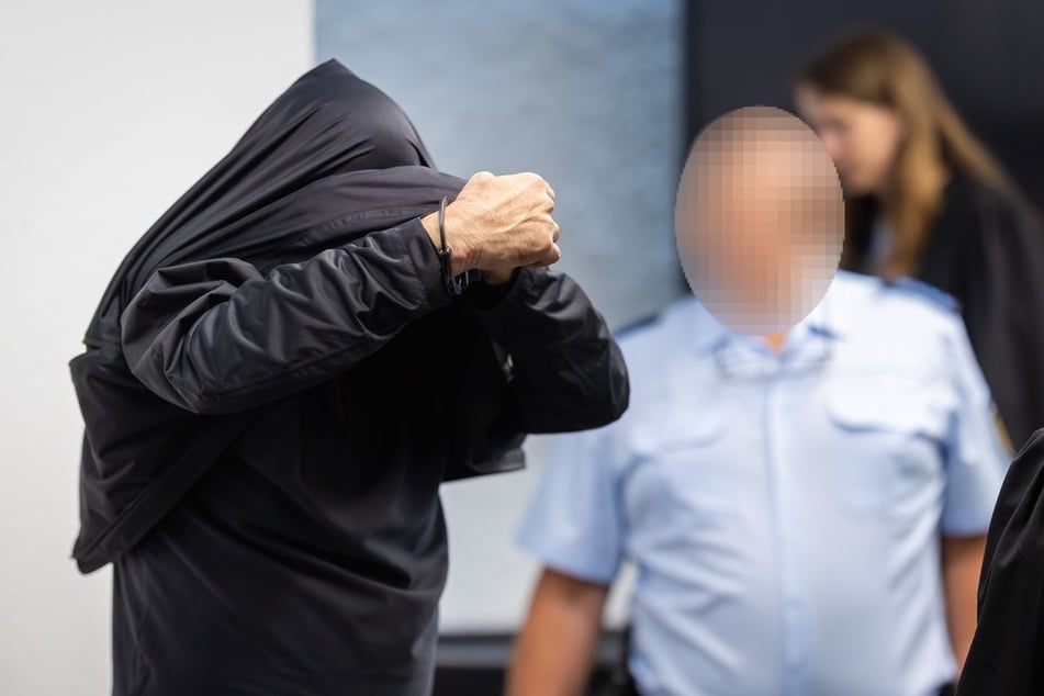 Der Angeklagte (51) muss sich derzeit vor Gericht verantworten.