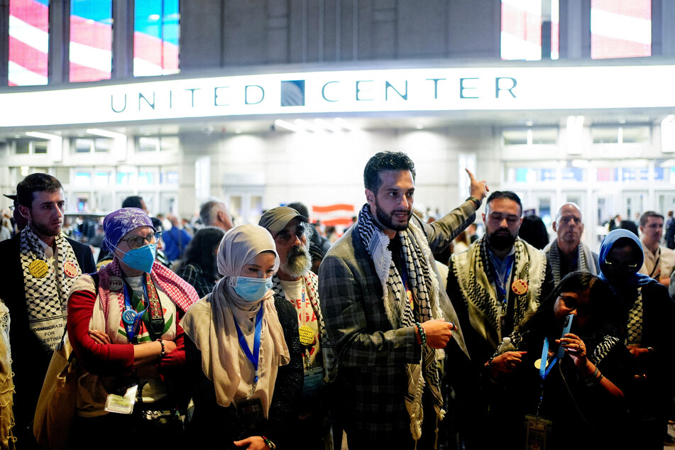 Palestinian-Americans and anti-war allies have been protesting outside the DNC in Chicago.