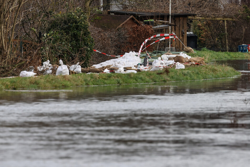 Keine Entwarnung nach Deichriss: Hochwasser-Lage in Lilienthal weiter angespannt