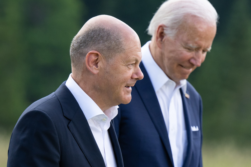 Bundeskanzler Olaf Scholz (64, SPD, l.), und Joe Biden (79), Präsident der USA.