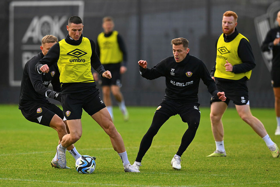 Spielerische Lösungen auf engem Raum finden, wurde bei Dynamo Dresden auch diese Woche wieder fleißig trainiert.