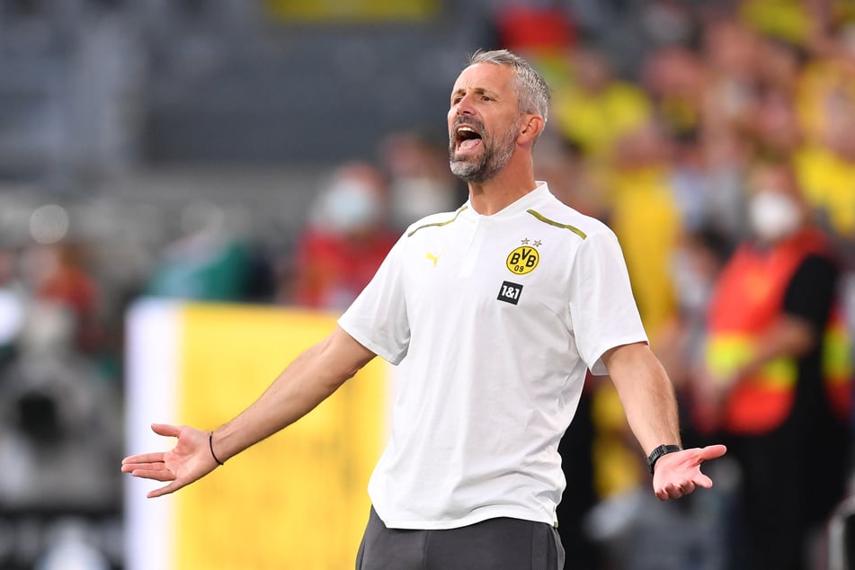 Seit vergangenem Sommer trainiert Marco Rose (45) den BVB. In Gladbach kann er sich auf einen ungemütlichen Empfang einstellen.