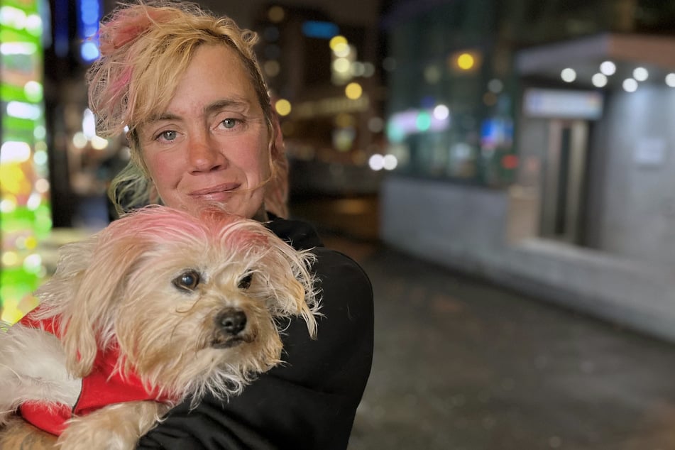 Jacky erinnert sich an ihre gute Freundin.