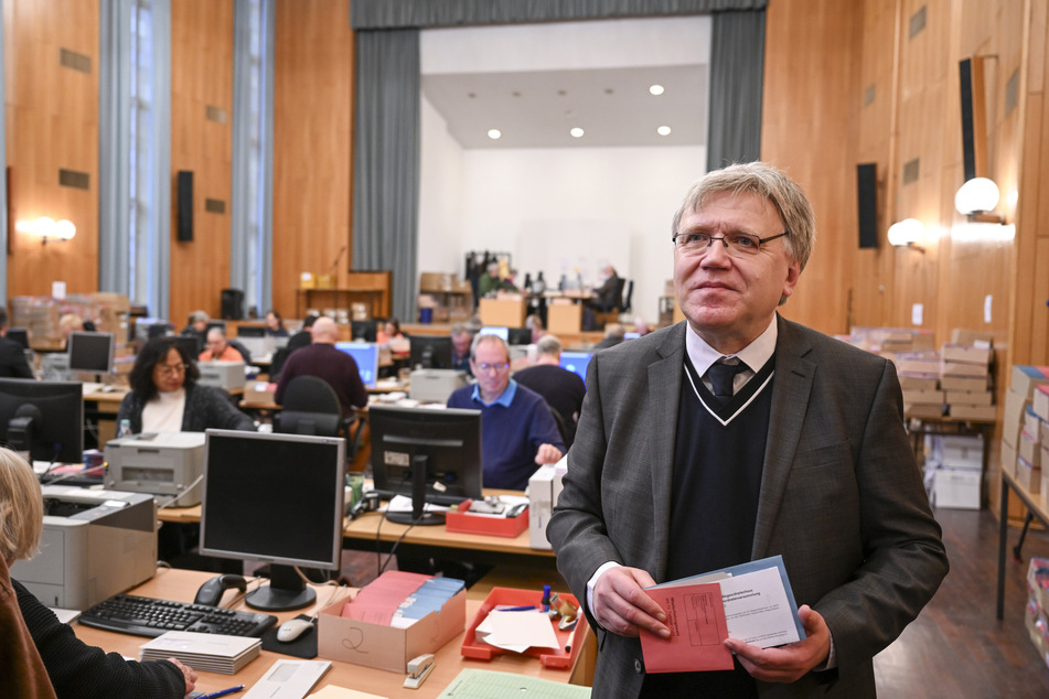 Berlins Landeswahlleiter Stephan Bröchler (60) organisiert die Wiederholungswahl.
