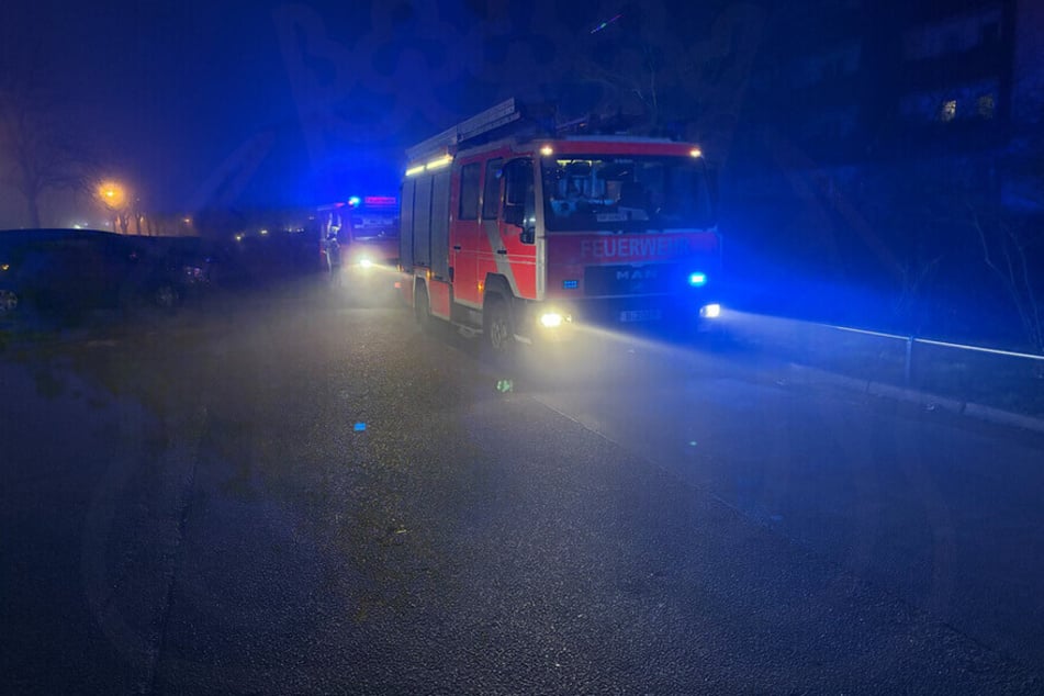 Die Berliner Feuerwehr rückte in der Nacht zum heutigen Mittwoch zu einem "Massenanfall von Verletzten" nach Hellersdorf-Marzahn an.